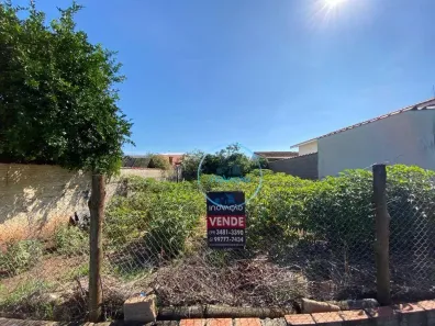 Lote/Terreno à venda, 250m² no Jardim Holiday, São Pedro