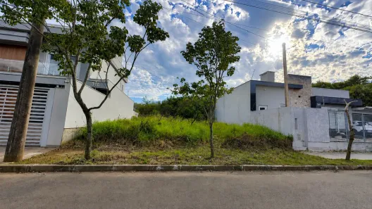 Lote/Terreno à venda, 260m² no Igara, Canoas