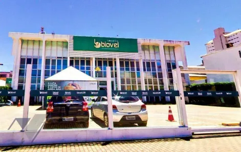 Sala Comercial para alugar, 1723m² no Centro, Cascavel