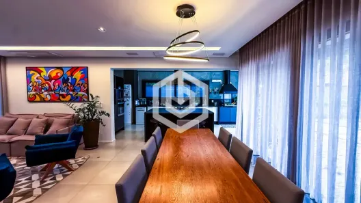 Casa de Condomínio com 4 Quartos à venda, 400m² no Jardim Tereza Cristina, Jundiaí