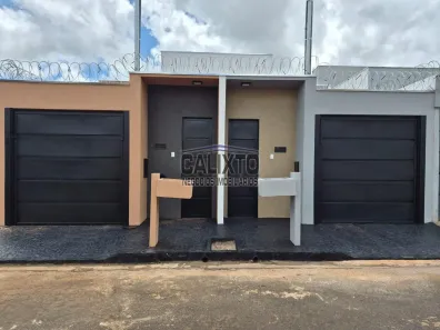 Casa com 3 Quartos à venda, 81m² no Novo Mundo, Uberlândia
