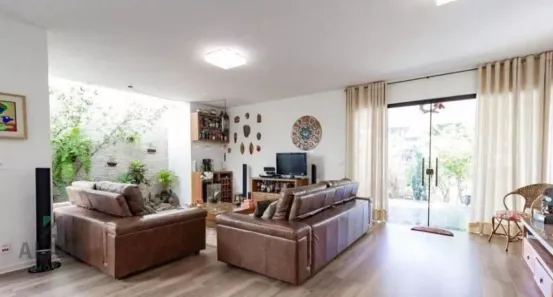 Casa com 4 Quartos à venda, 220m² no Campo Belo, São Paulo