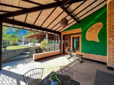 Casa de Condomínio com 5 Quartos à venda, 569m² no Caneca Fina, Guapimirim