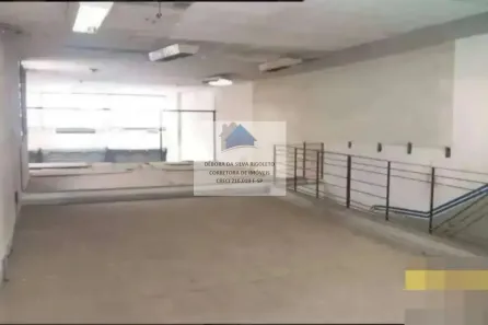 Galpão/Depósito/Armazém para alugar, 242m² no Lapa, São Paulo