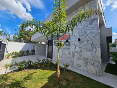Casa com 3 Quartos à venda, 420m² no Jardim Atlântico, Goiânia