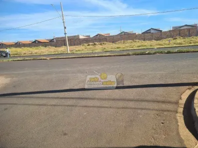 Lote/Terreno à venda, 250m² no Loteamento Ilha Bela II, Uberaba