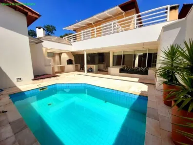 Sobrado com 4 Quartos à venda, 345m² no São Paulo II, Cotia