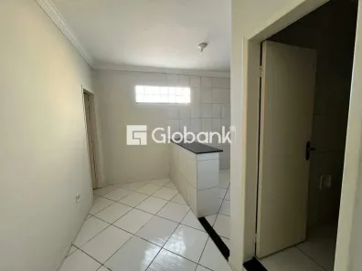 Kitnet com 1 Quarto para alugar, 30m² no Centro, Montes Claros