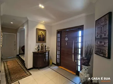 Casa com 3 Quartos para alugar, 240m² no Jardim Riacho das Pedras, Contagem