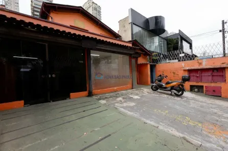 Prédio Comercial para alugar, 250m² no Pacaembu, São Paulo