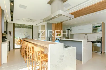 Casa de Condomínio com 3 Quartos à venda, 323m² no Campo Comprido, Curitiba