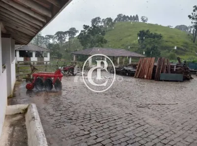 Fazenda/Sítio com 5 Quartos à venda, 100m² no Cachoeira Grande, Lagoinha