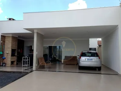 Casa com 3 Quartos à venda, 250m² no Parque das Gameleiras, Uberaba