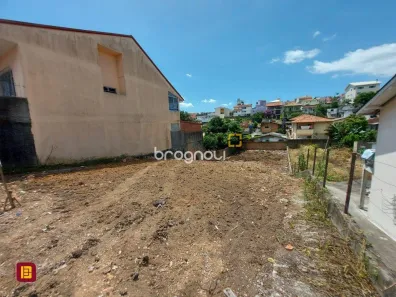 Lote/Terreno à venda, 450m² no Barreiros, São José
