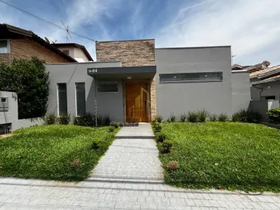 Casa de Condomínio com 3 Quartos para alugar, 310m² no Vila Aviação, Bauru