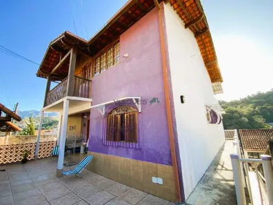 Casa com 7 Quartos à venda, 196m² no Vale do Paraíso, Teresópolis