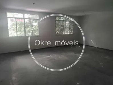 Casa com 5 Quartos à venda, 350m² no Grajaú, Rio de Janeiro