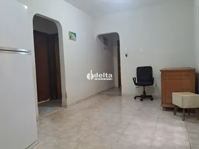 Casa com 3 Quartos à venda, 103m² no Saraiva, Uberlândia