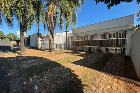 Casa com 3 Quartos à venda, 191m² no Vila Harmonia, Araraquara