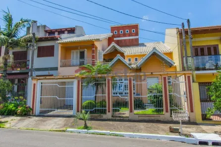 Sobrado com 4 Quartos à venda, 200m² no Estância Velha, Canoas
