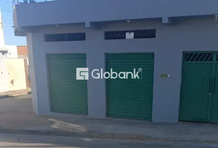 Sala Comercial para alugar, 40m² no Carmelo, Montes Claros