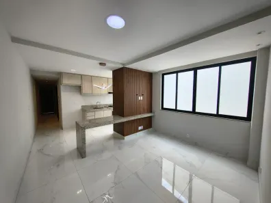 Apartamento com 3 Quartos para alugar, 180m² no Santo Agostinho, Governador Valadares