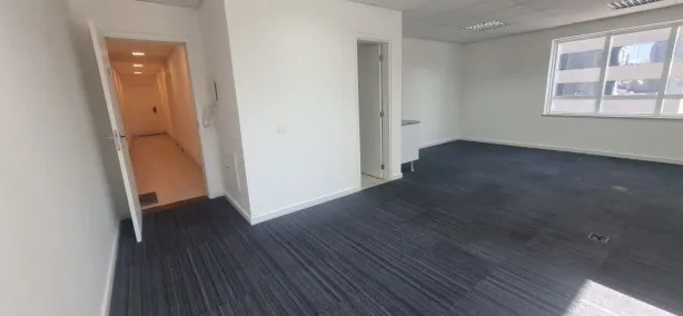 Sala Comercial para alugar, 83m² no Vila Gertrudes, São Paulo