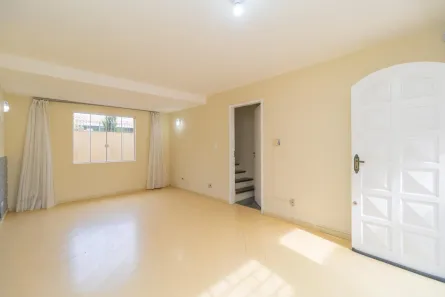 Sobrado com 3 Quartos para alugar, 160m² no Portão, Curitiba