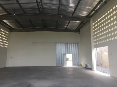 Galpão/Depósito/Armazém para alugar, 300m² no Recreio Ipitanga, Lauro de Freitas