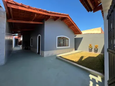 Casa com 3 Quartos à venda, 130m² no Balneario Gaivotas, Itanhaém