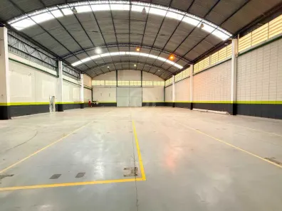Galpão/Depósito/Armazém para alugar, 1500m² no Vila Capelletto, Itatiba