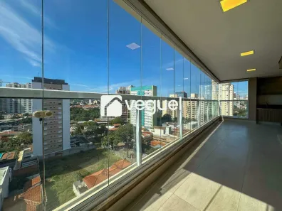 Apartamento com 3 Quartos para alugar, 213m² no Cambuí, Campinas