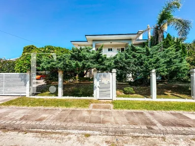 Casa com 4 Quartos à venda, 400m² no XANGRI-LÁ, Xangri-lá