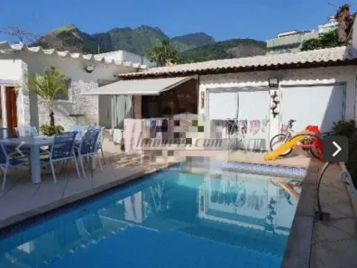 Casa com 3 Quartos à venda, 330m² no Freguesia (Jacarepaguá), Rio de Janeiro