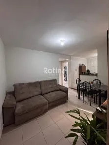 Apartamento com 2 Quartos à venda, 48m² no Chácaras Tubalina e Quartel, Uberlândia