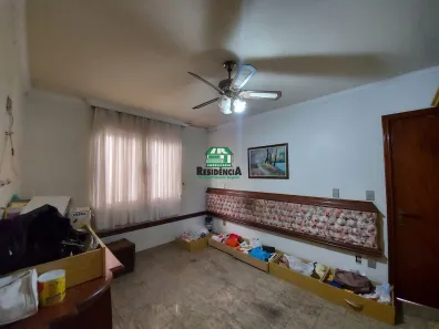 Imóvel Comercial com 4 Quartos para alugar, 400m² no Jundiaí, Anápolis