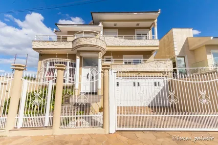 Casa com 3 Quartos à venda, 326m² no Fátima, Canoas