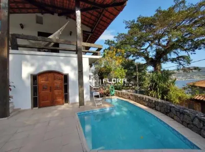 Casa com 3 Quartos à venda, 250m² no São Francisco, Niterói