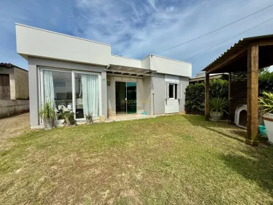 Casa com 2 Quartos à venda, 68m² no XANGRI-LÁ, Xangri-lá