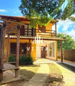 Casa com 3 Quartos à venda, 224m² no Samambaia, Petrópolis