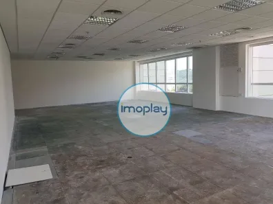 Sala Comercial para alugar, 136m² no Cidade Monções, São Paulo