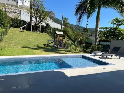 Casa com 3 Quartos à venda, 228m² no Pedra Branca, Palhoça