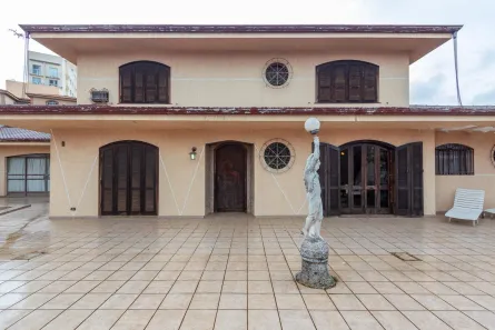 Casa com 3 Quartos à venda, 223m² no Portão, Curitiba