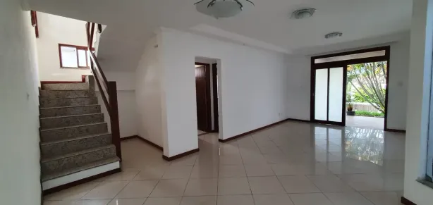 Casa de Condomínio com 4 Quartos à venda, 199m² no Pitangueiras, Lauro de Freitas