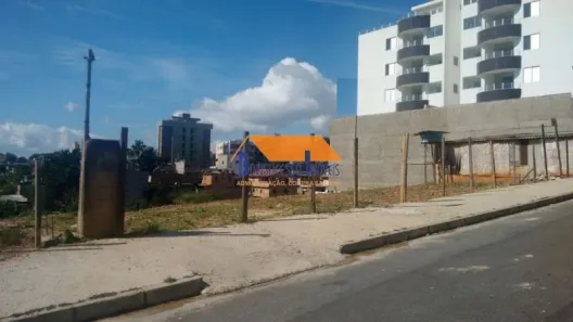 Lote/Terreno à venda, 816m² no Nova Esperança, Belo Horizonte