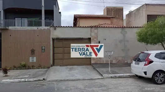 Casa com 3 Quartos à venda, 239m² no Parque Mondesir, Lorena