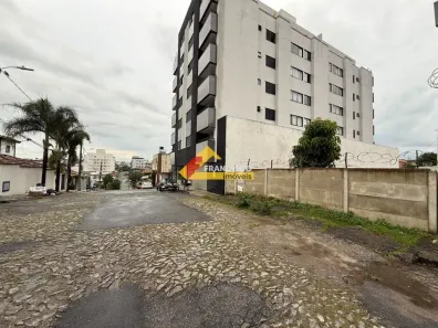 para alugar, 360m² no Bom Pastor, Divinópolis