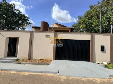 Sobrado com 4 Quartos para alugar, 360m² no Plano Diretor Sul, Palmas