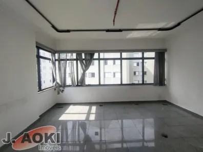 Sala Comercial à venda, 32m² no Parque Imperial, São Paulo