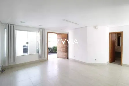 Casa com 4 Quartos para alugar, 338m² no Tibery, Uberlândia